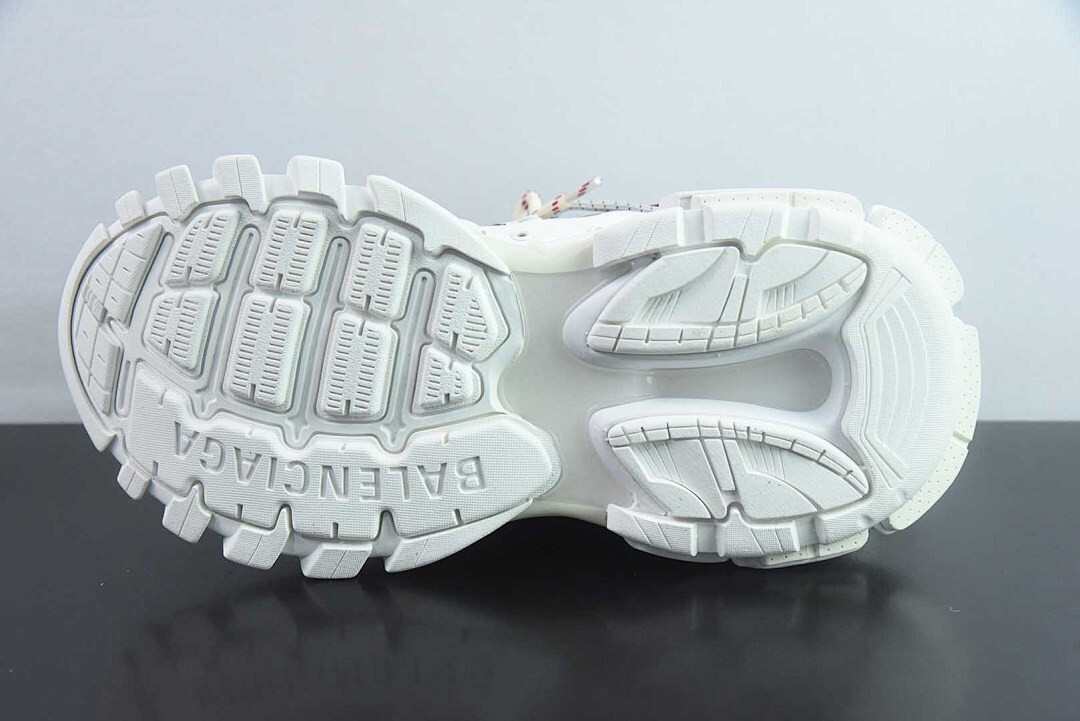 BC TRACK SNEAKER