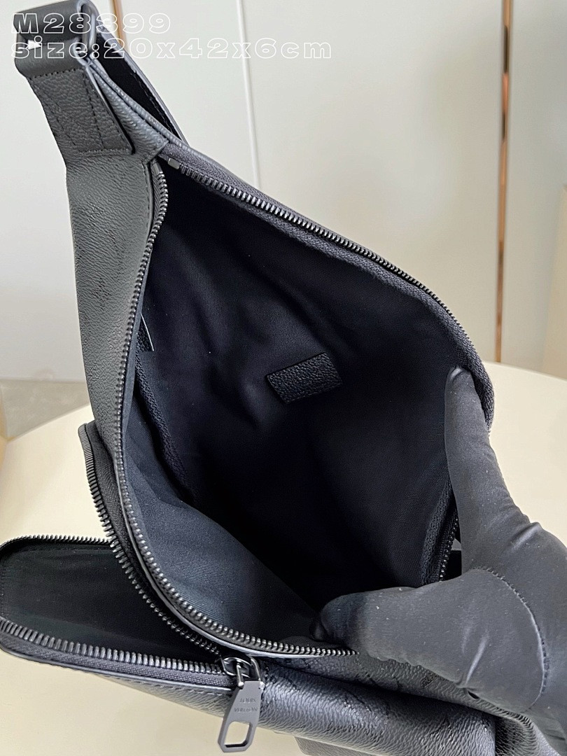 LVT PURSE
