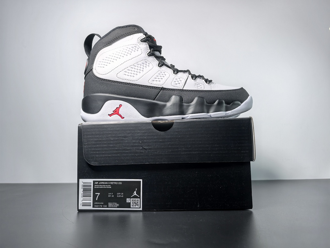 Air Jordan 9 Retro OG 