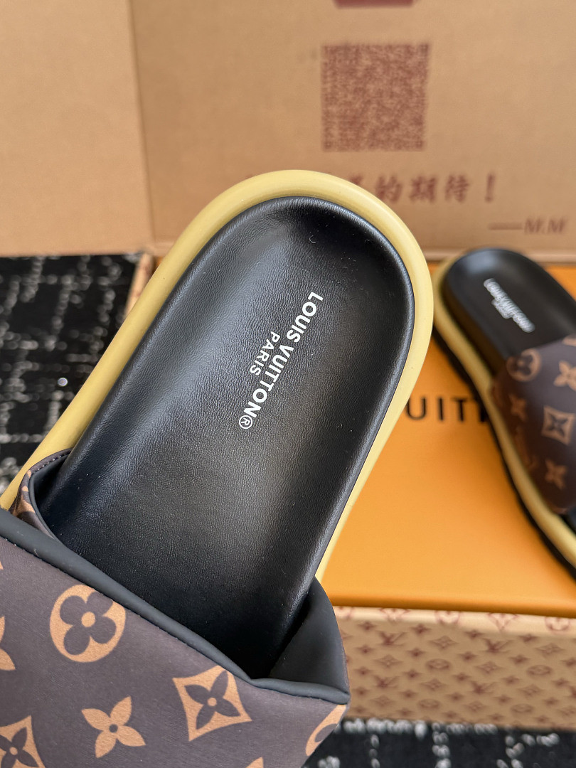 LVT SANDALS