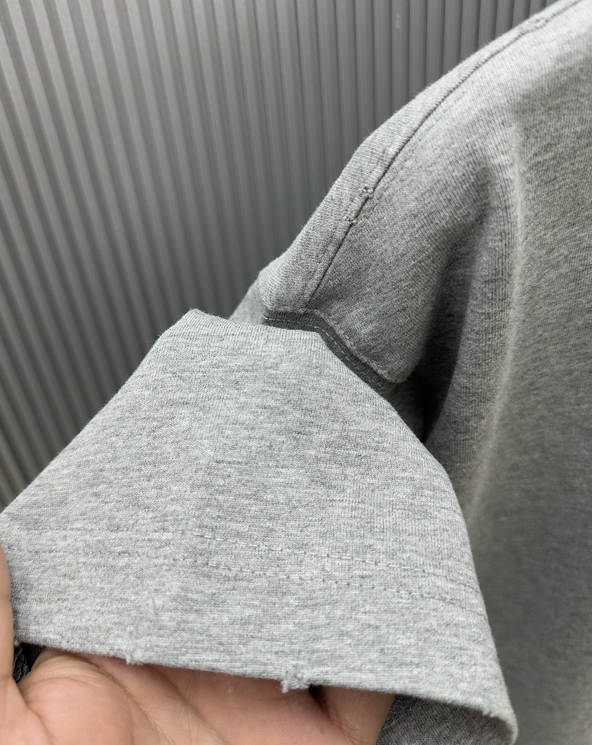 Ba1en*iaga Clothes