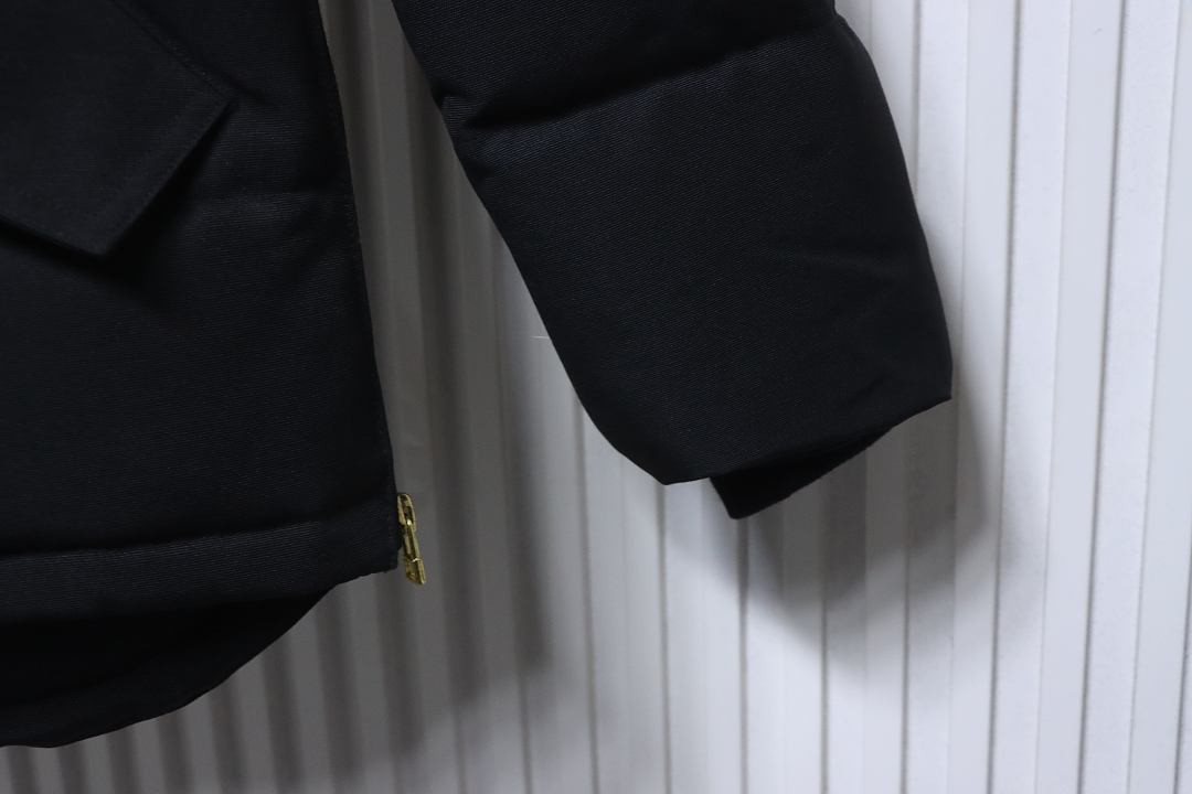 Moose Knuckles