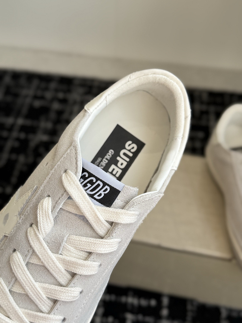 GGDB SNEAKER