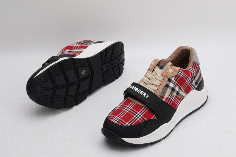 B**rry sneaker