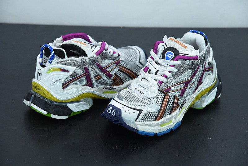 Ba*len*cia*ga runner sneaker