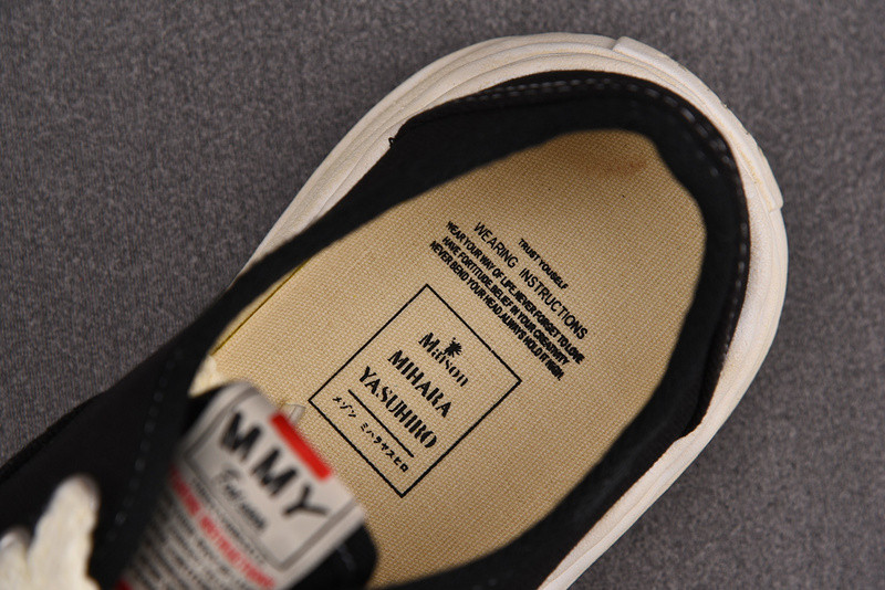 maison mihara yasuhiro sneaker