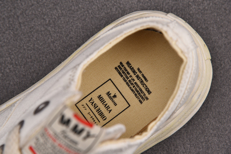 maison mihara yasuhiro sneaker