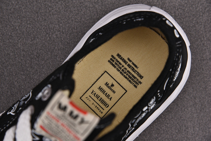 maison mihara yasuhiro sneaker