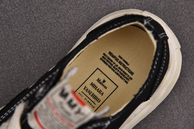 maison mihara yasuhiro sneaker