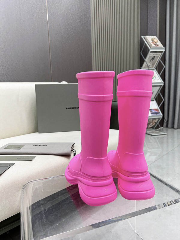 crocs™ boot in pink