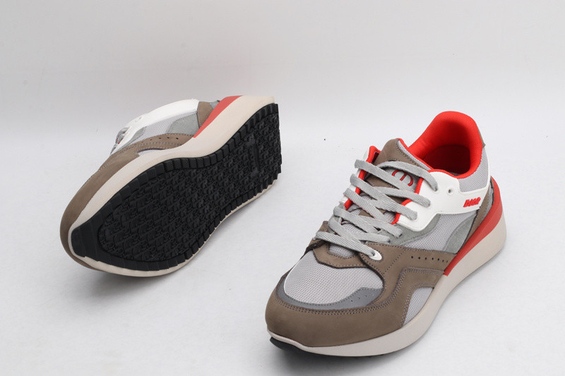 dio* sneaker