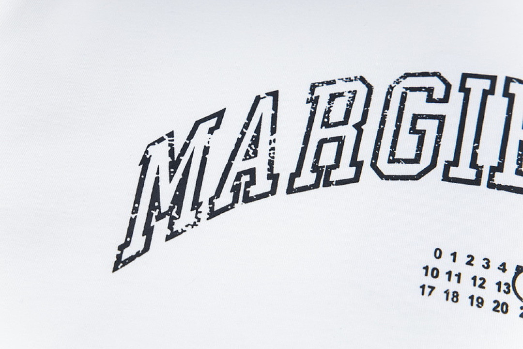 Mais0n Marg*e1a
