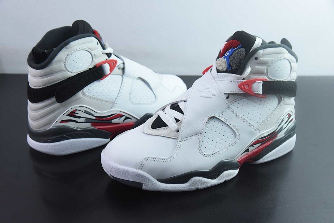 Air Jordan 8 