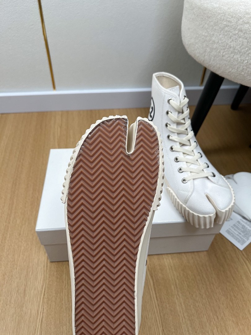 Ma1s0n Marg*e1a SNEAKER