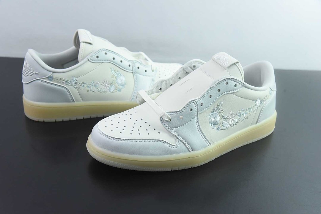 Air Jordan 1 Low OG “Floral Swoosh” IF4391-100