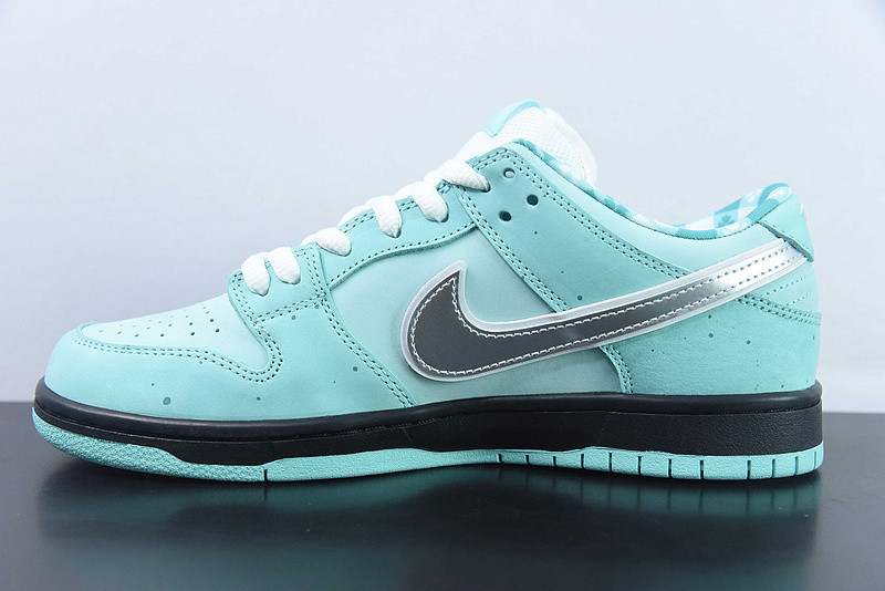 T*f*ny & co. x nike dunk low bv1310-402