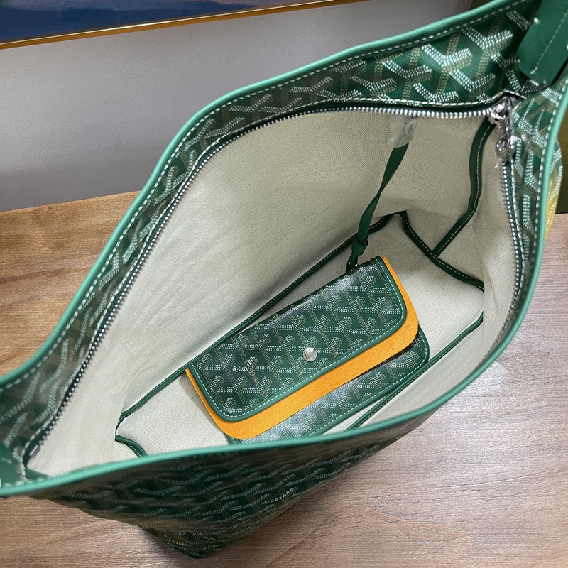 GOYARD PURSE