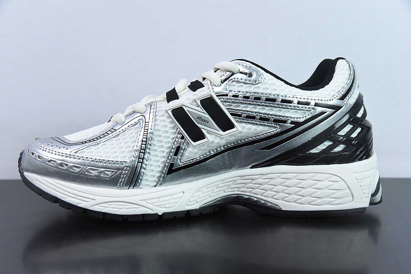 new balance sneaker