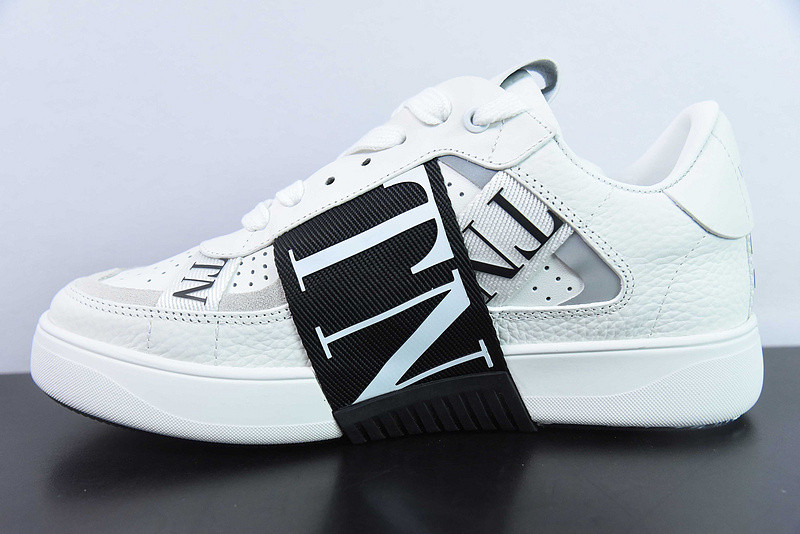 valentino sneaker