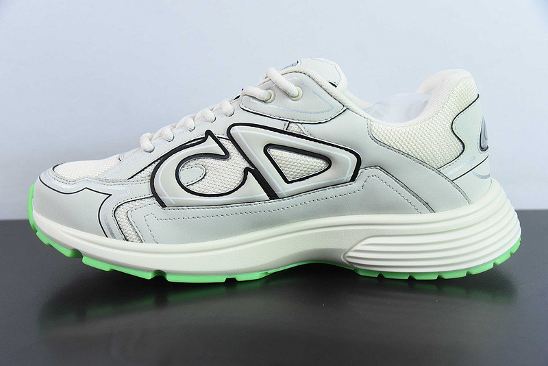 dio* sneaker