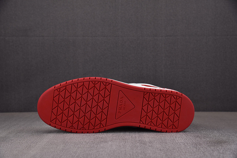 pr sneaker