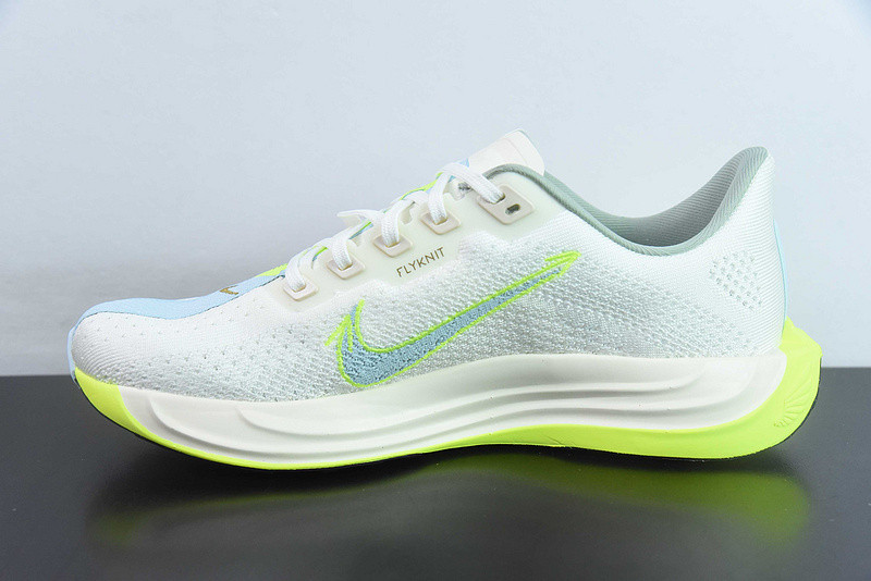 Nike Pegasus Plus 