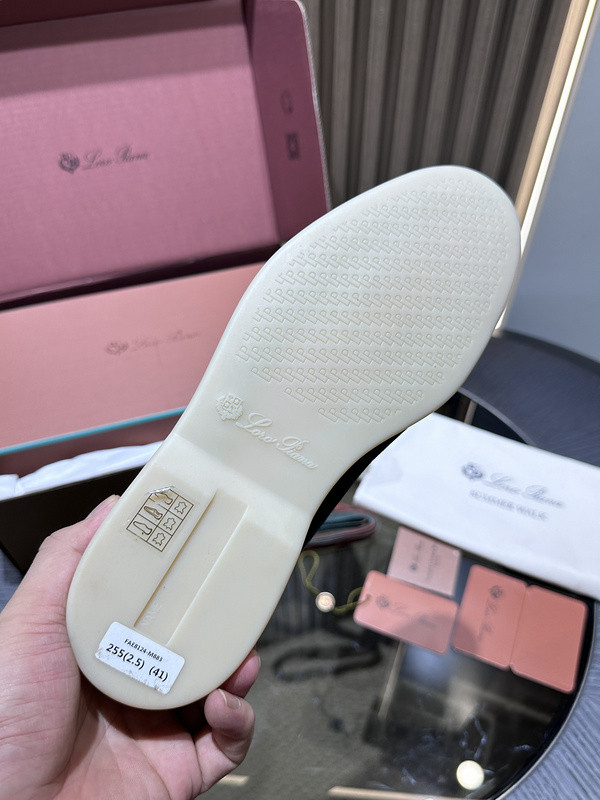 L0r0 P1ana sneaker
