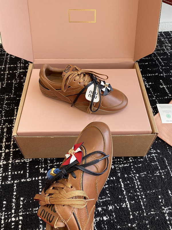 MIUMIU SNEAKER