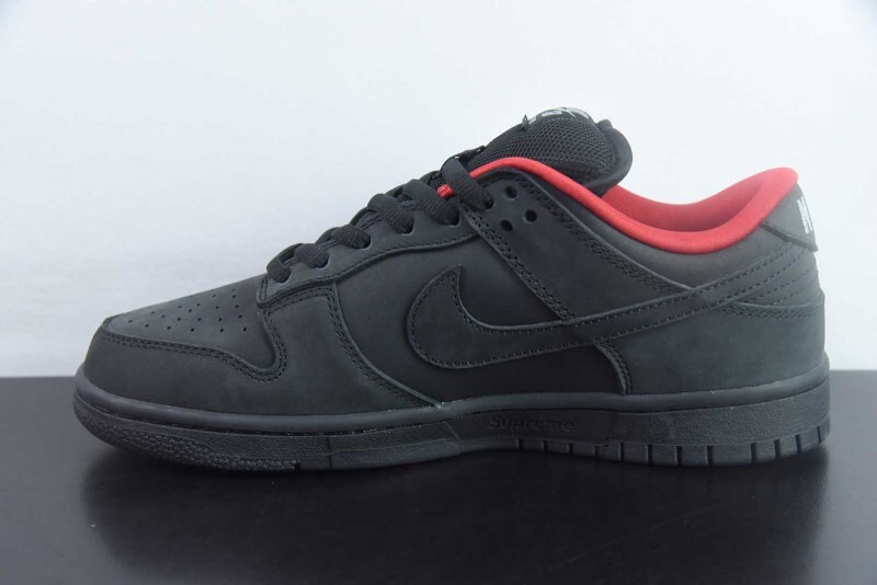 Svp*me x nike sb dunk low black hq8487-001