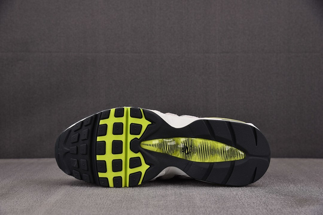 Nike Air Max 95 Reverse Neon HM4738-001