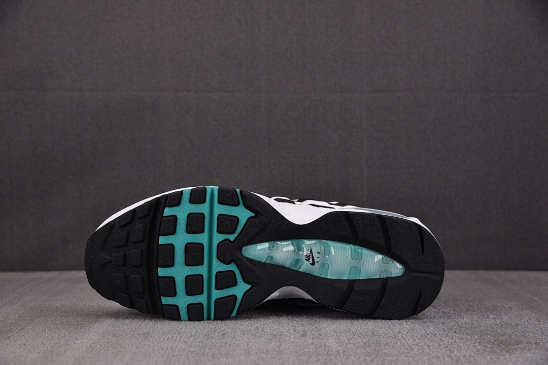 Nike Air Max 95 OG “Black Border” IM7409-100