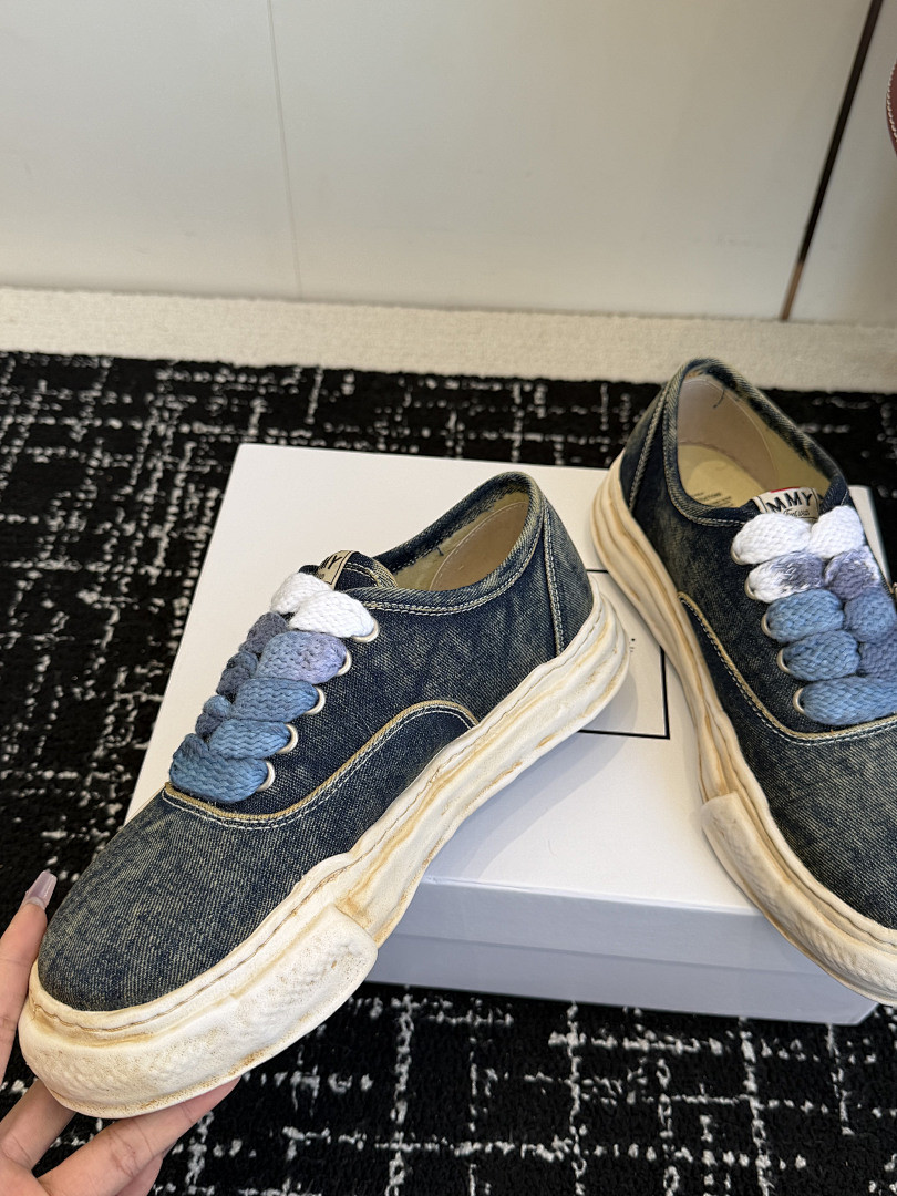 Ma1s0n mihara yasuhiro sneaker
