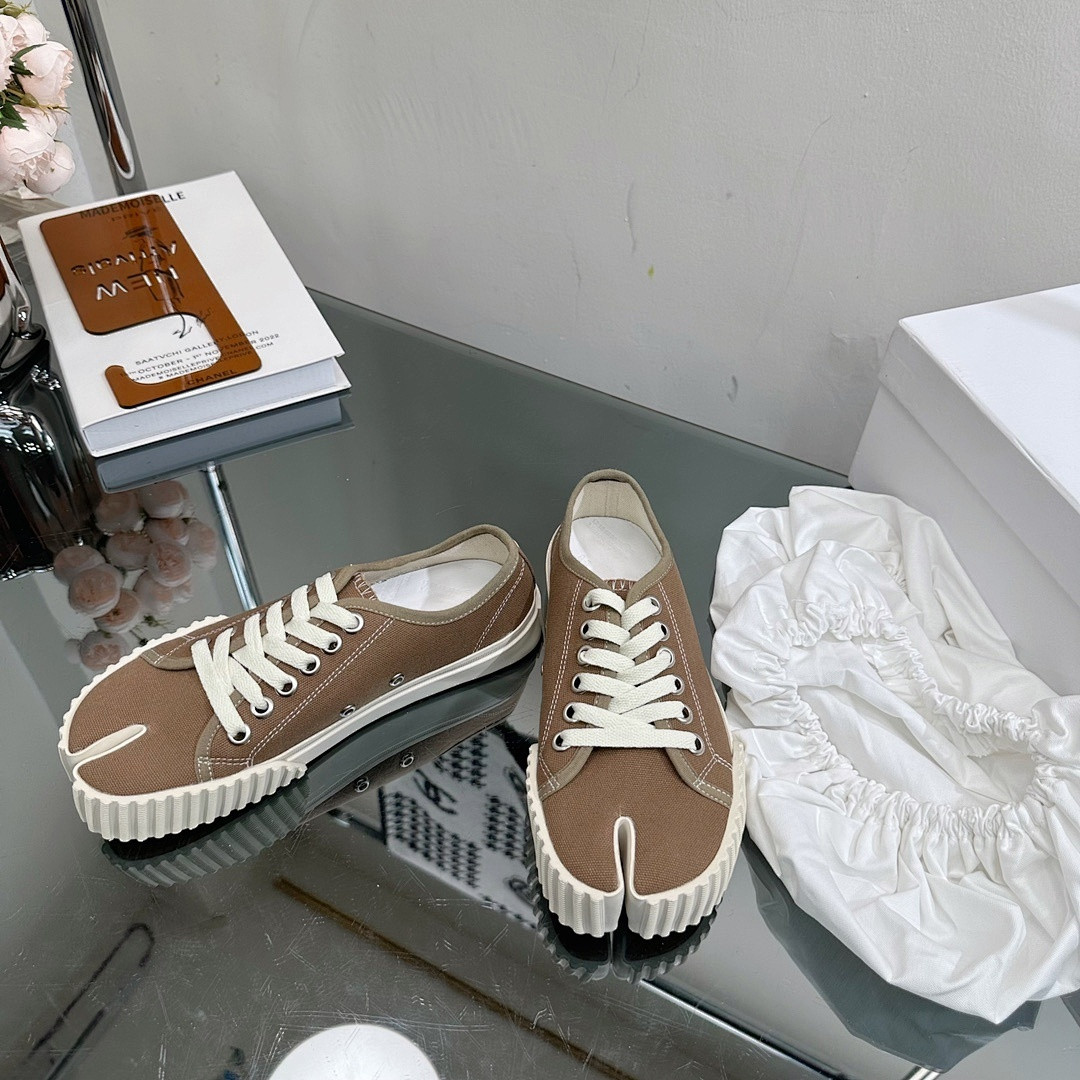 Ma1s0n Marg*e1a SNEAKER