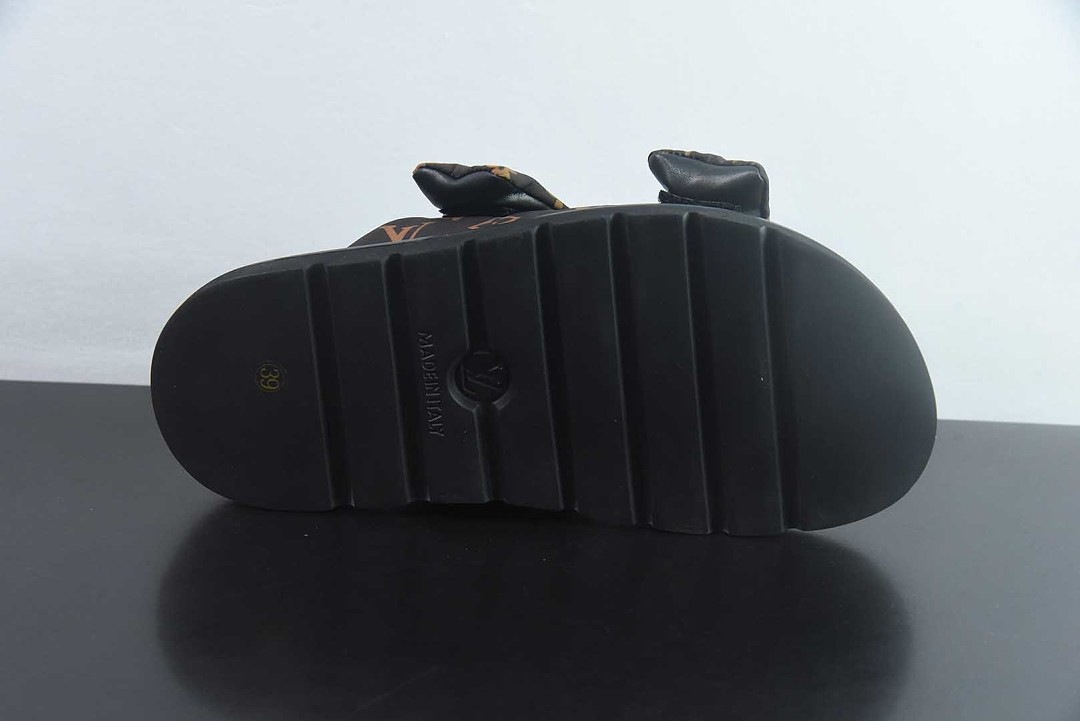 LVT SANDALS