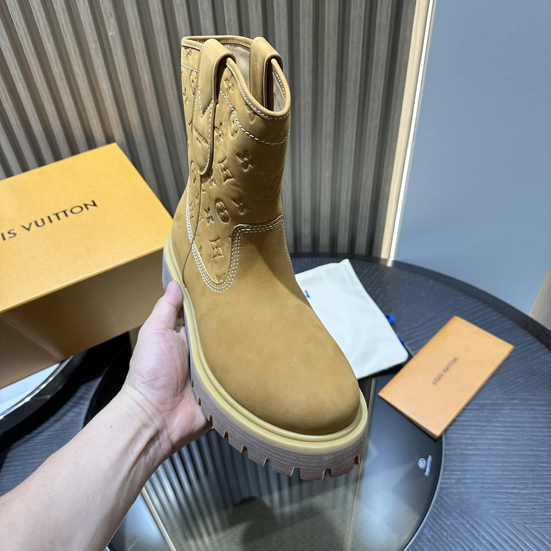 LVT BOOTS