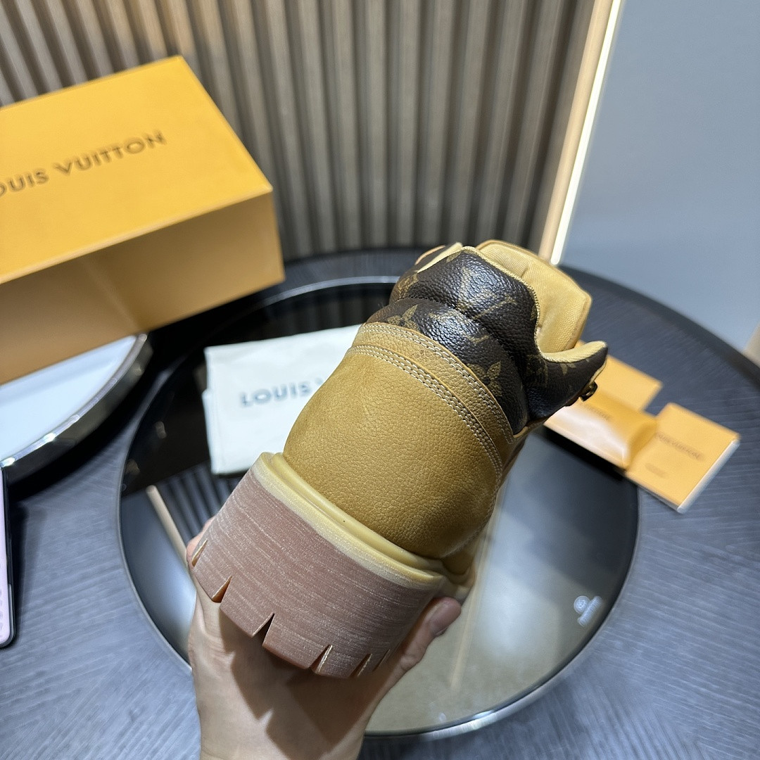 LVT BOOTS