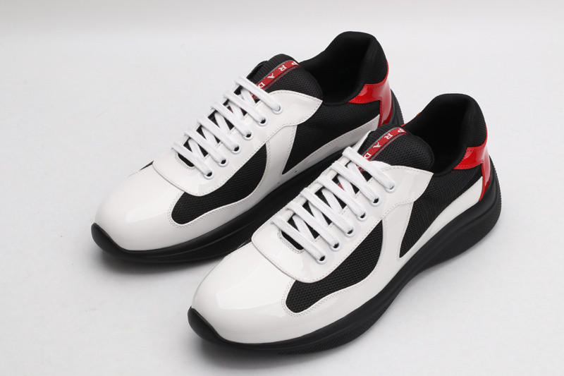 pr sneaker