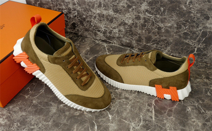 H**mes sneaker