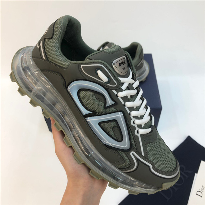dio* sneaker