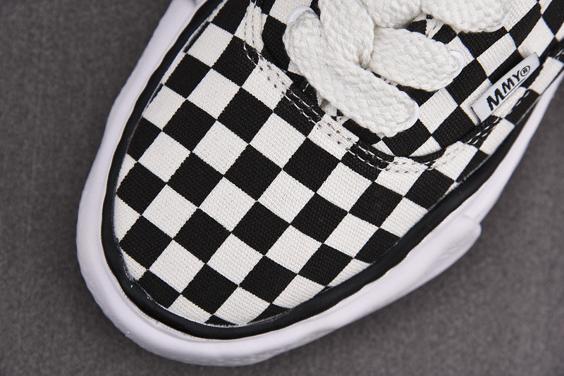 maison mihara yasuhiro sneaker