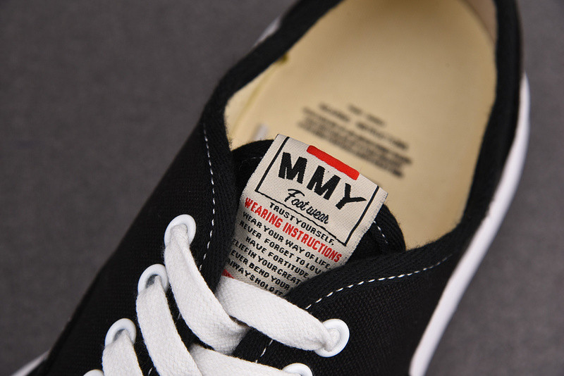 maison mihara yasuhiro sneaker