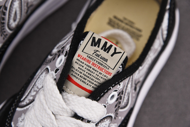 maison mihara yasuhiro sneaker