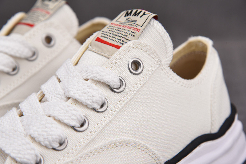 maison mihara yasuhiro sneaker