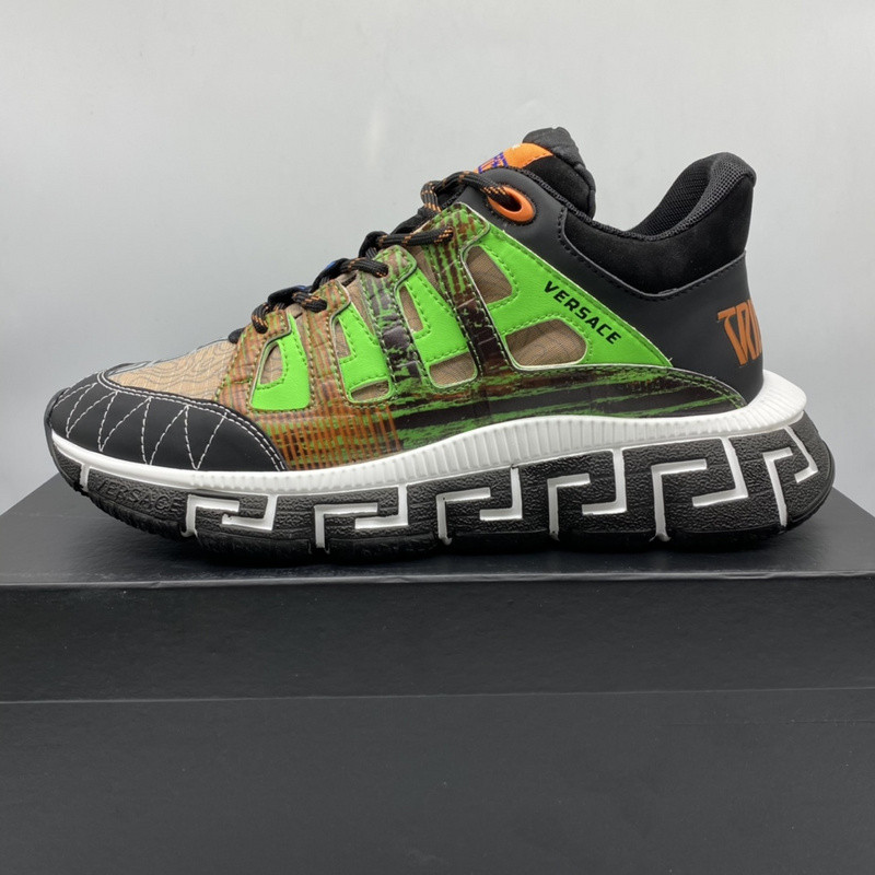 vs chain reaction sneakers