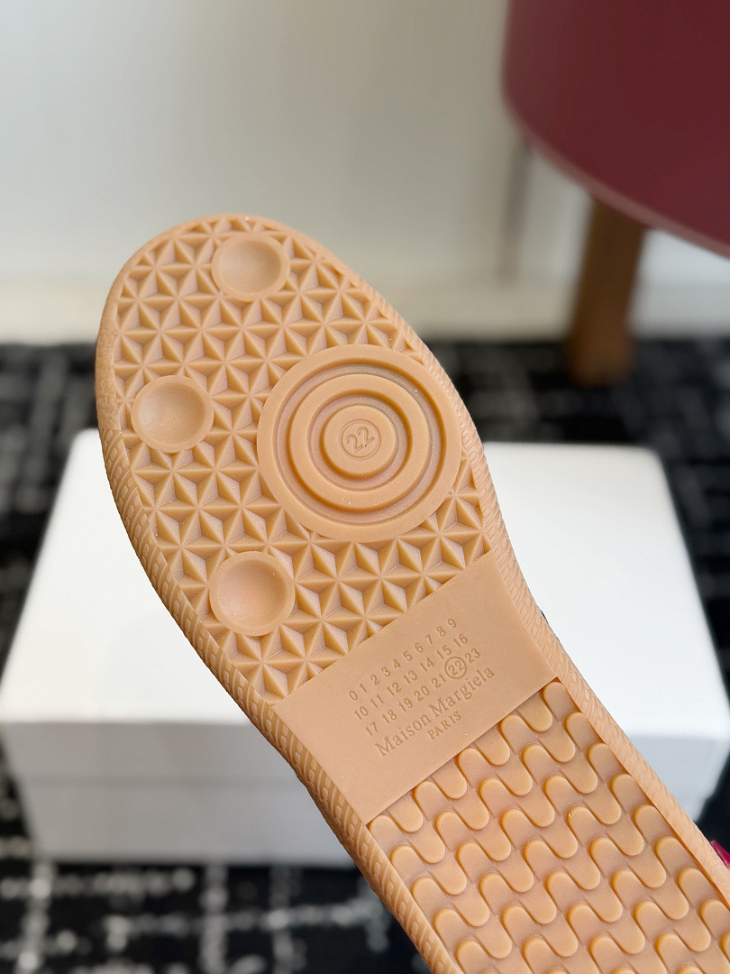 Ma1s0n Marg*e1a SNEAKER