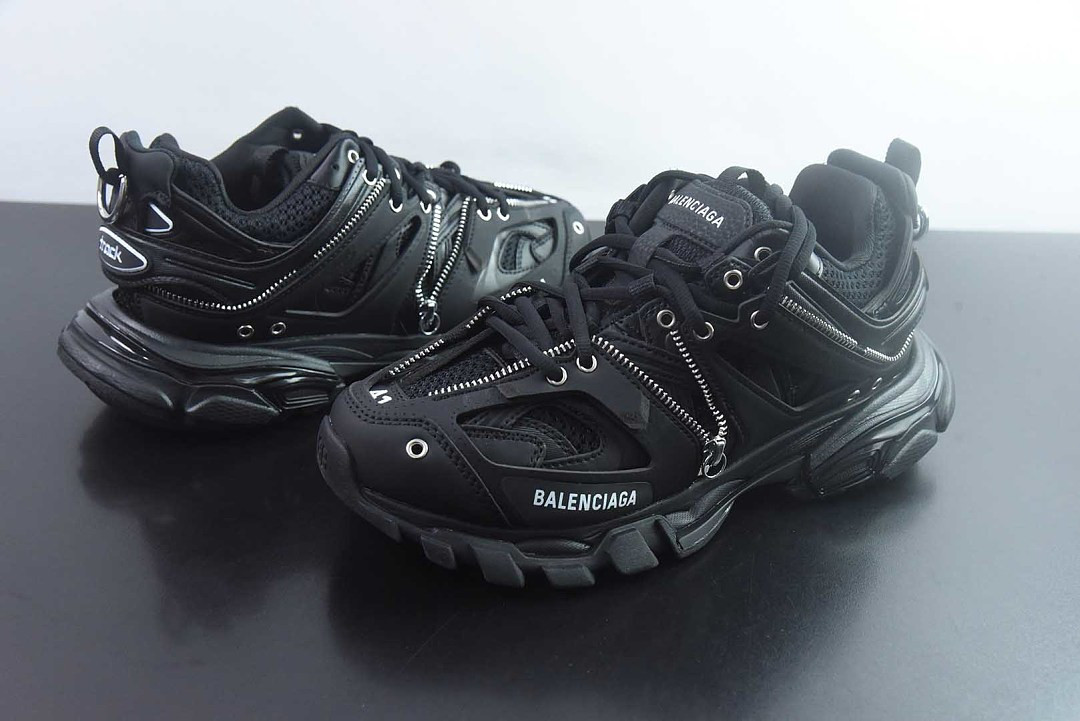BC TRACK SNEAKER