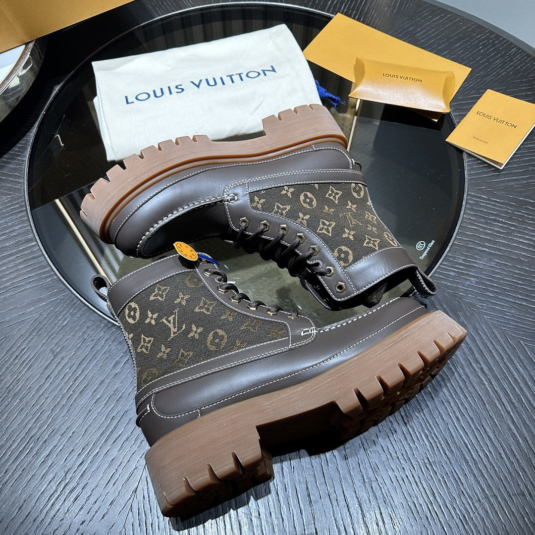 LVT BOOTS