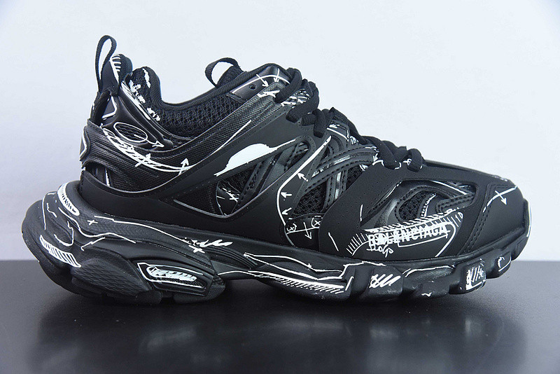 bc track sneaker