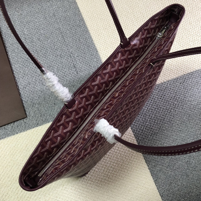 GOYARD PURSE