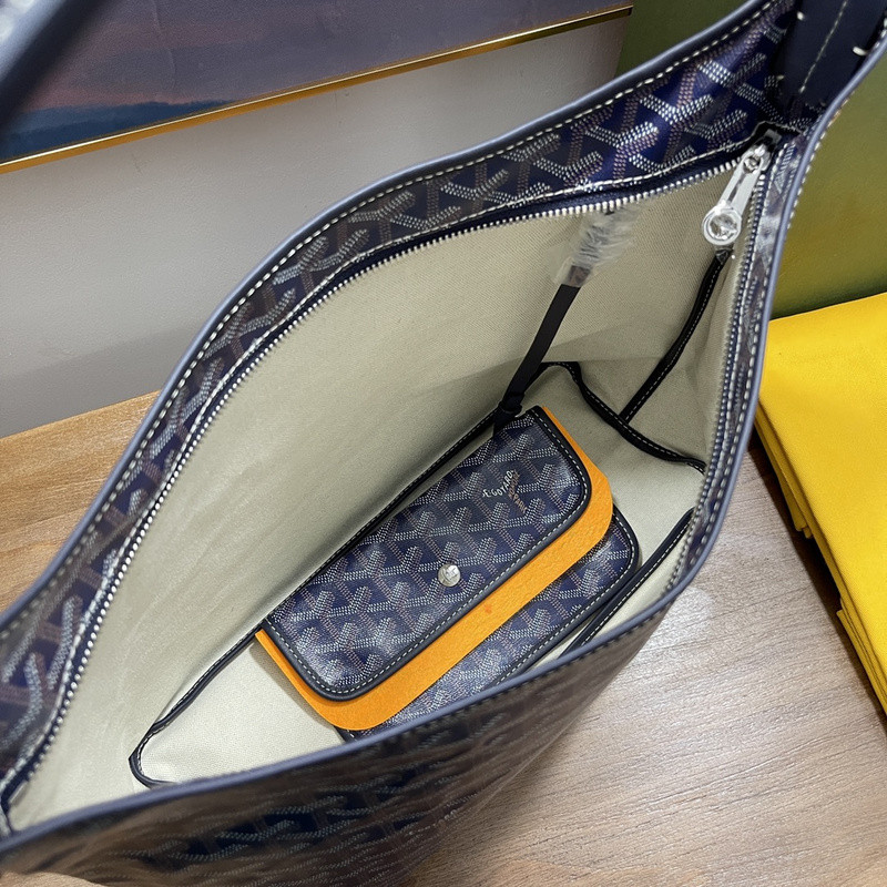 GOYARD PURSE